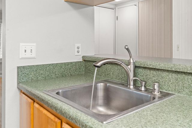 4007 Oak Villa Cir, Carmichael, CA 95608