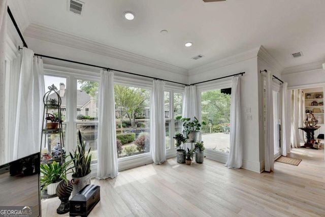 9260 Saint Georgen Common, Johns Creek, GA 30097