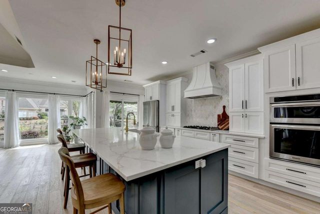 9260 Saint Georgen Common, Johns Creek, GA 30097