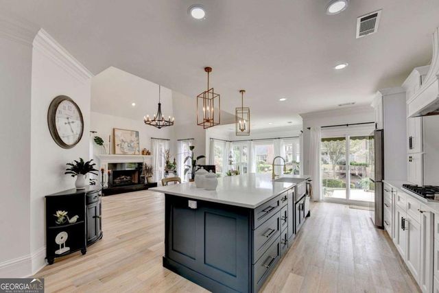 9260 Saint Georgen Common, Johns Creek, GA 30097