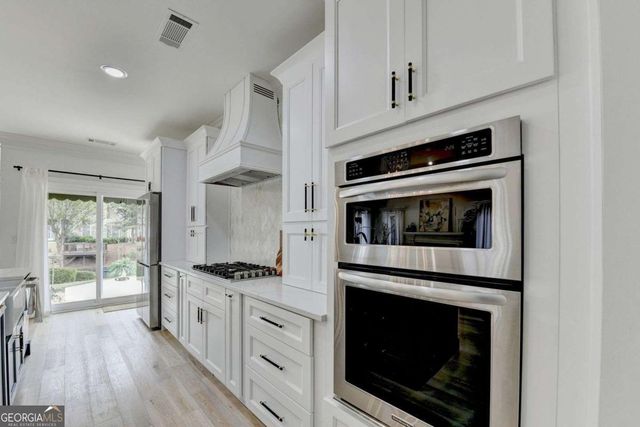 9260 Saint Georgen Common, Johns Creek, GA 30097