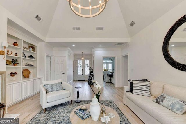 9260 Saint Georgen Common, Johns Creek, GA 30097