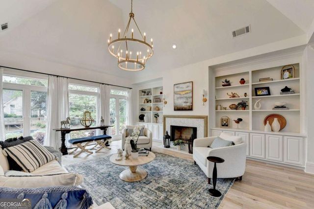 9260 Saint Georgen Common, Johns Creek, GA 30097