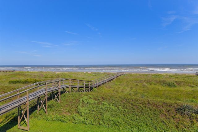 21011 W Sand Hill Drive, Galveston, TX 77554