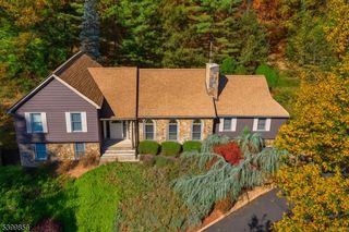 31 Cheyenne Dr, Montville Twp., NJ 07045