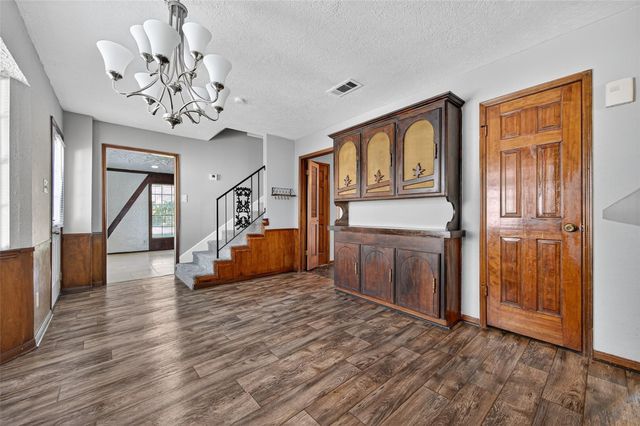 5414 Spanish Oak Drive, Houston, TX 77066