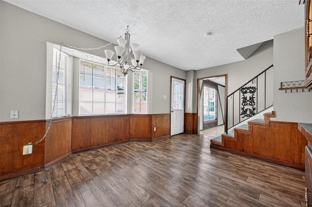 5414 Spanish Oak Drive, Houston, TX 77066