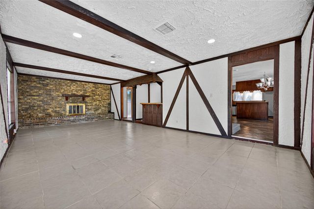 5414 Spanish Oak Drive, Houston, TX 77066