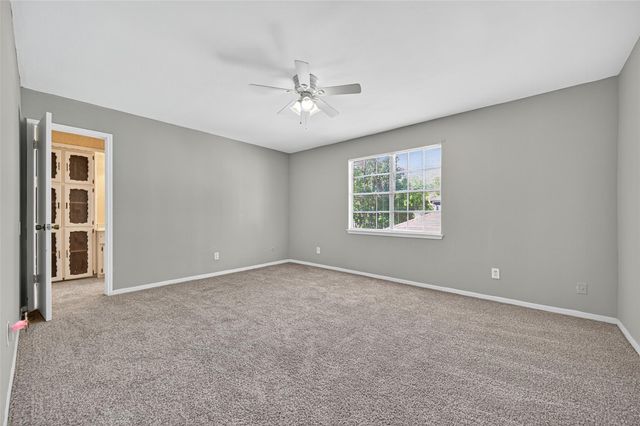 5414 Spanish Oak Drive, Houston, TX 77066