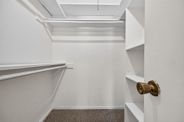 5414 Spanish Oak Drive, Houston, TX 77066