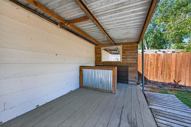 5414 Spanish Oak Drive, Houston, TX 77066