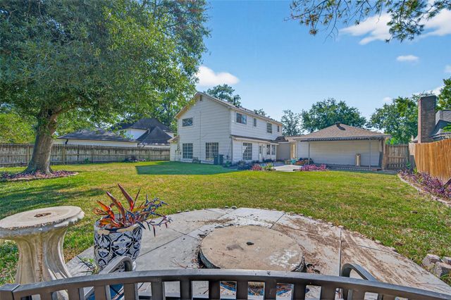 5414 Spanish Oak Drive, Houston, TX 77066