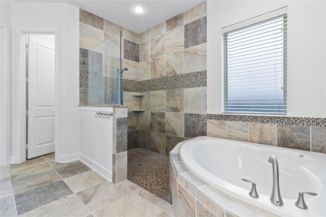 1009 Peacock Boulevard, Carrollton, TX 75007