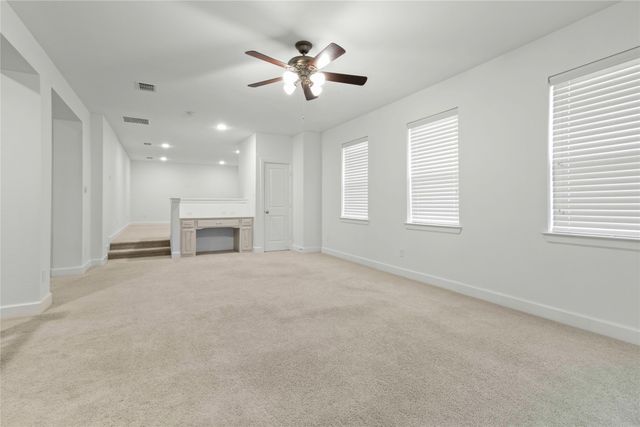 1009 Peacock Boulevard, Carrollton, TX 75007