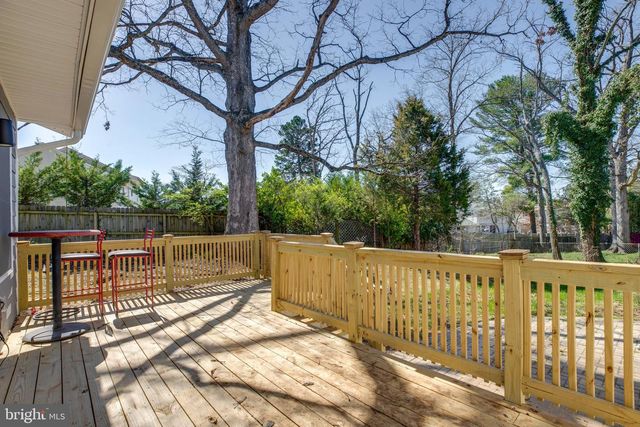 3923 FOREST GROVE DR, Annandale, VA 22003