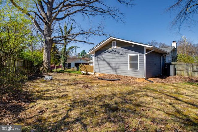 3923 FOREST GROVE DR, Annandale, VA 22003