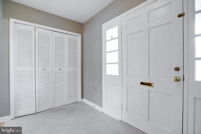 3923 FOREST GROVE DR, Annandale, VA 22003