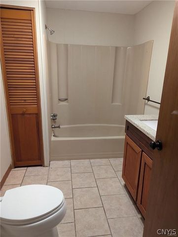 123 Knapp Road, Constantia, NY 13044