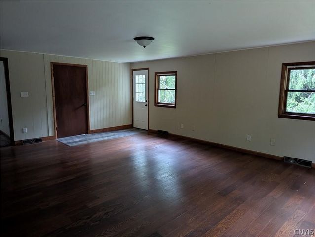 123 Knapp Road, Constantia, NY 13044