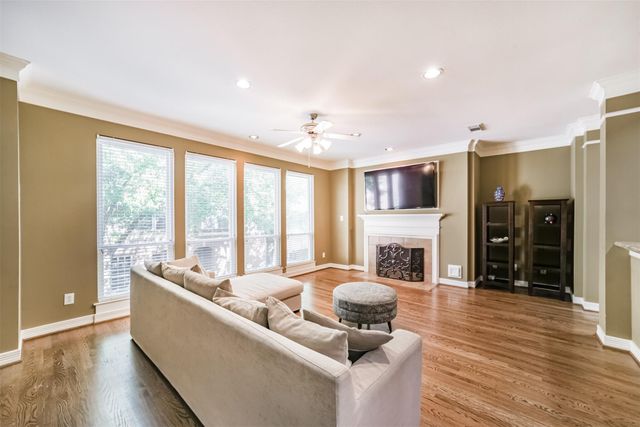 227 Mcgowen Street, Houston, TX 77006