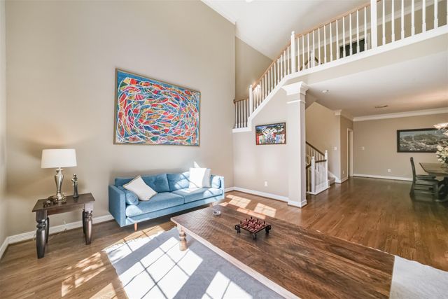 227 Mcgowen Street, Houston, TX 77006