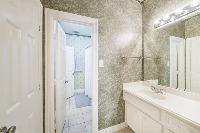 227 Mcgowen Street, Houston, TX 77006