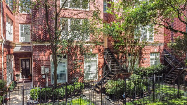 227 Mcgowen Street, Houston, TX 77006