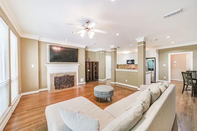 227 Mcgowen Street, Houston, TX 77006
