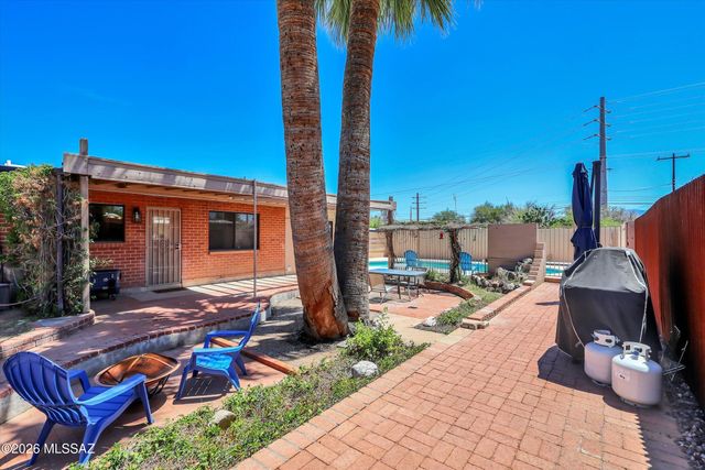 7052 E Baker Street, Tucson, AZ 85710