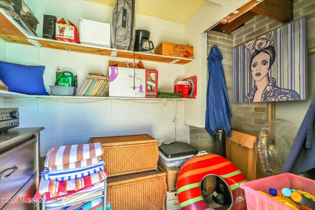7052 E Baker Street, Tucson, AZ 85710
