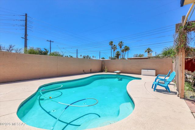 7052 E Baker Street, Tucson, AZ 85710