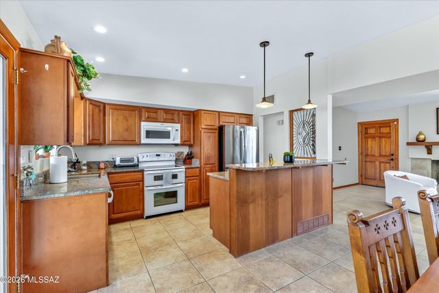 7052 E Baker Street, Tucson, AZ 85710