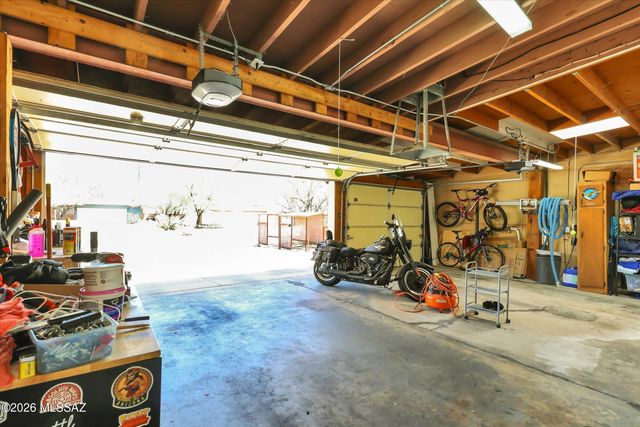 7052 E Baker Street, Tucson, AZ 85710