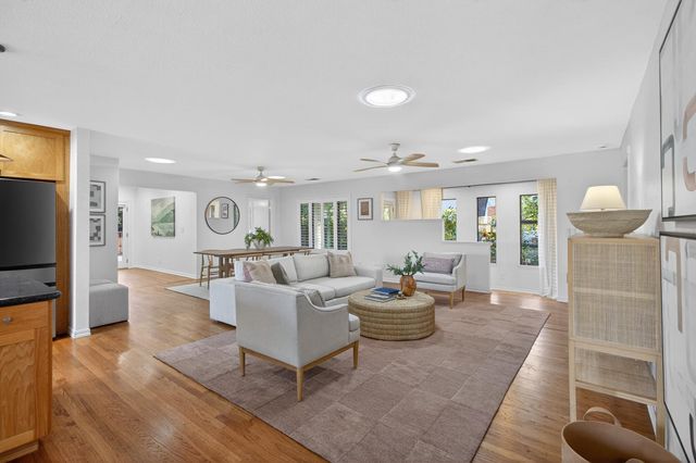 3414 Marshall Ave, Carmichael, CA 95608