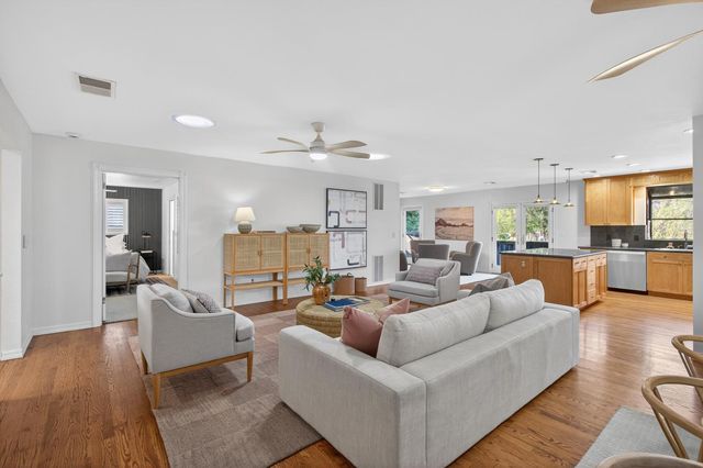 3414 Marshall Ave, Carmichael, CA 95608