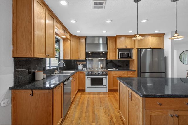 3414 Marshall Ave, Carmichael, CA 95608