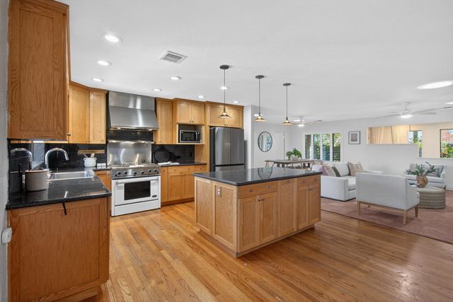 3414 Marshall Ave, Carmichael, CA 95608