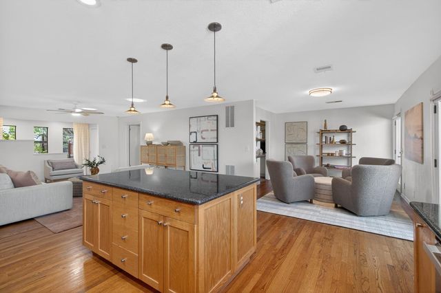 3414 Marshall Ave, Carmichael, CA 95608