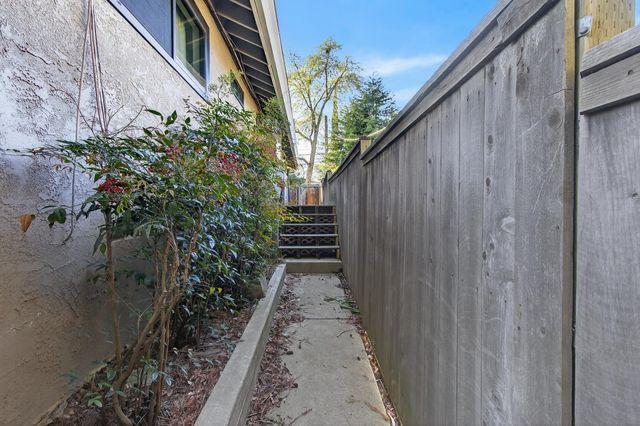 3414 Marshall Ave, Carmichael, CA 95608