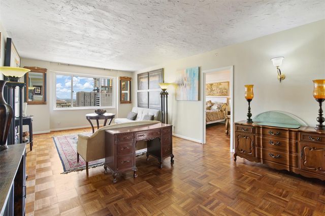 1400 Hermann Drive 11E, Houston, TX 77004