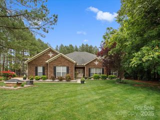 416 Zelkova Street, York, SC 29745