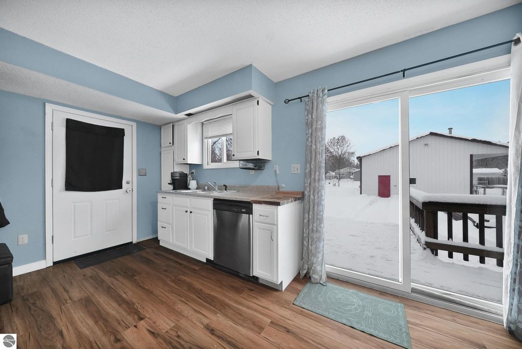 Image 15 of property listing at 439 Colfax Street, Cadillac, MI 49601