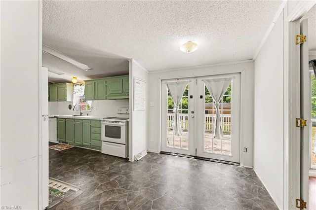 3247 Vance Street Extension, Reidsville, NC 27320