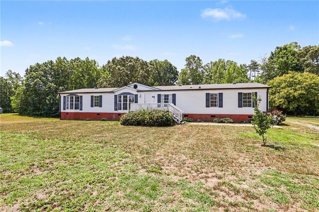 3247 Vance Street Extension, Reidsville, NC 27320