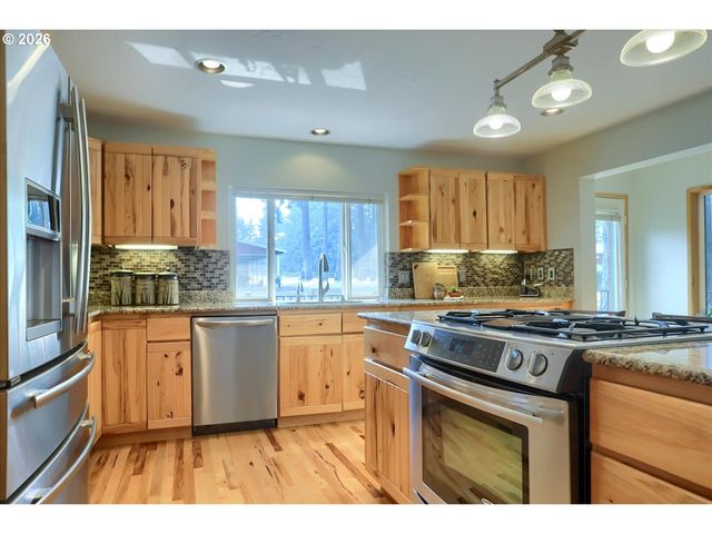 16342 S MOORE Rd, Oregon City, OR 97045