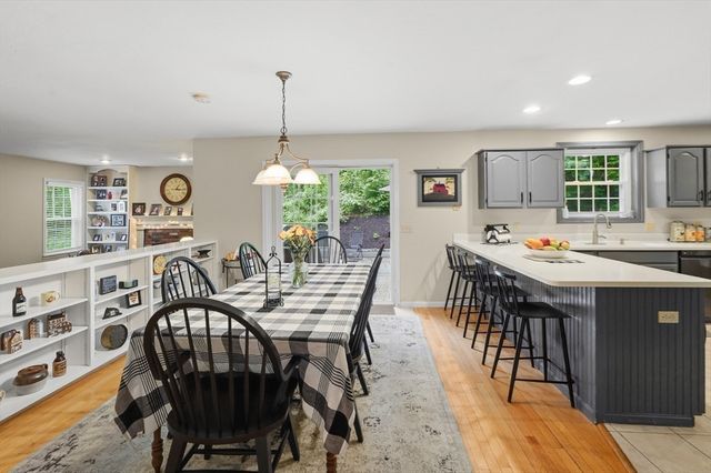23 Brooks Xing, West Boylston, MA 01583