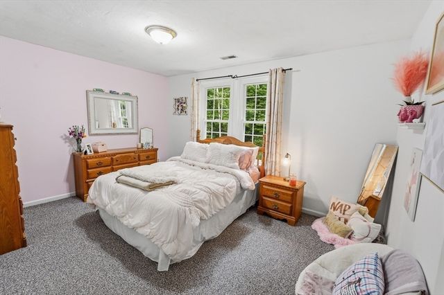 23 Brooks Xing, West Boylston, MA 01583