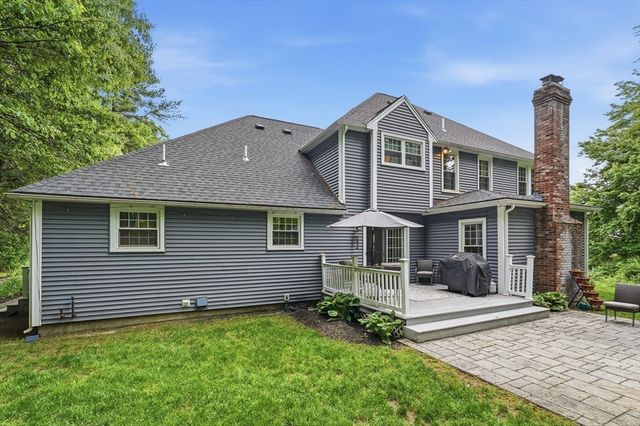 23 Brooks Xing, West Boylston, MA 01583