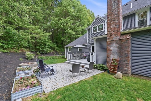 23 Brooks Xing, West Boylston, MA 01583