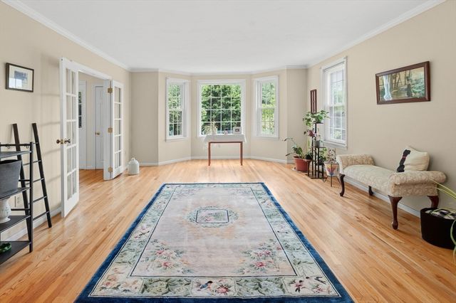 23 Brooks Xing, West Boylston, MA 01583